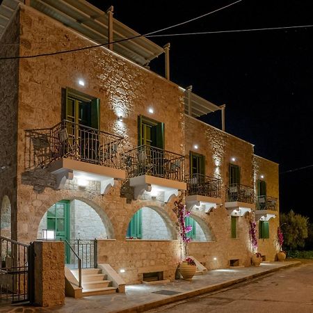 Olvio Suites Kardamyli Exterior foto