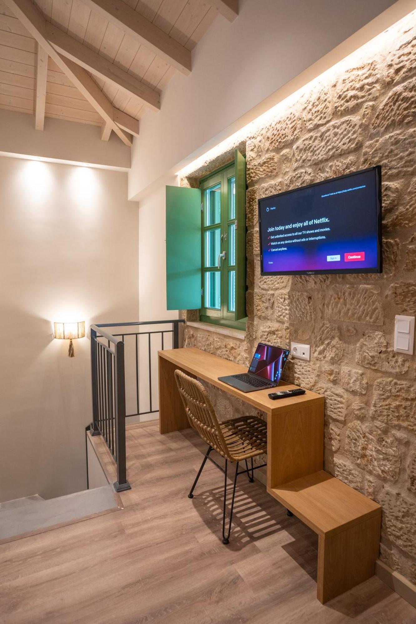 Olvio Suites Kardamyli Exterior foto