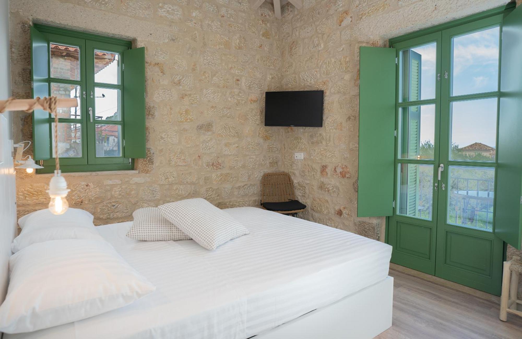 Olvio Suites Kardamyli Exterior foto